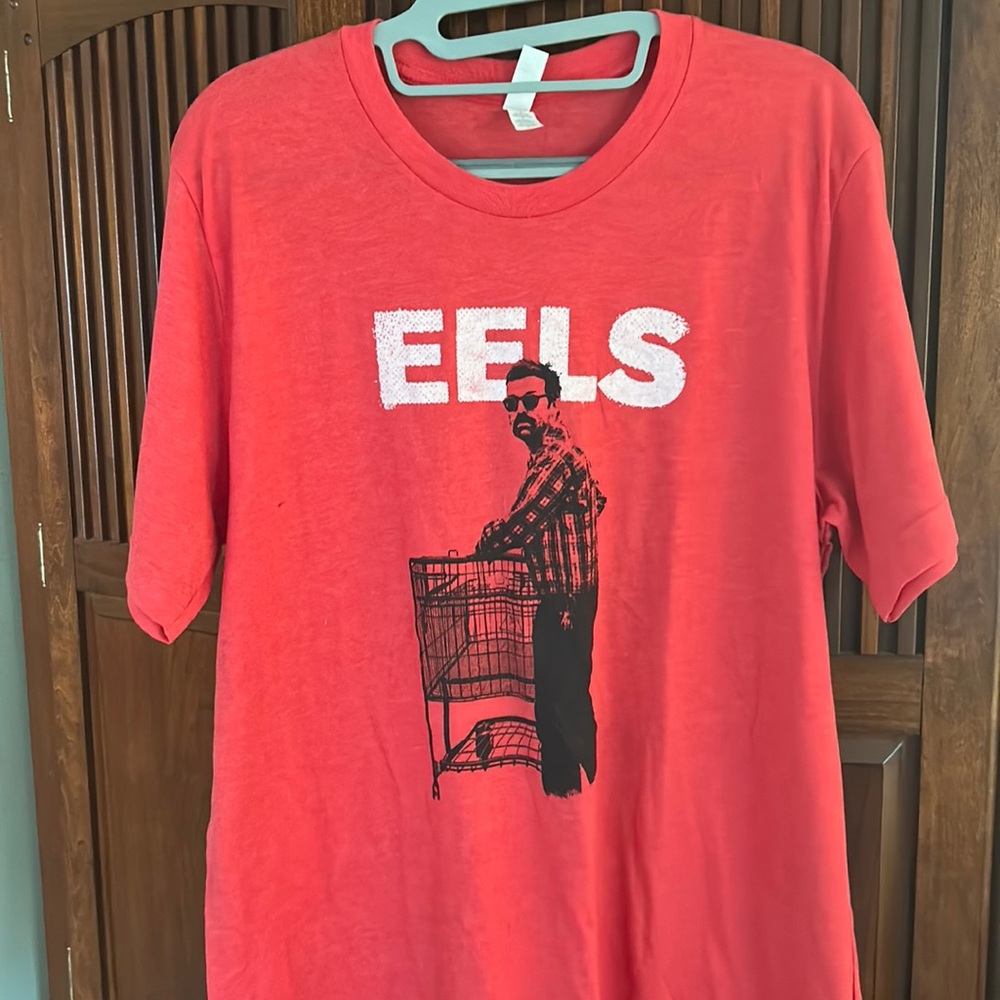 men’s EELS   Band T-shirt Size Large EUC, Canvas; Della Canvas.